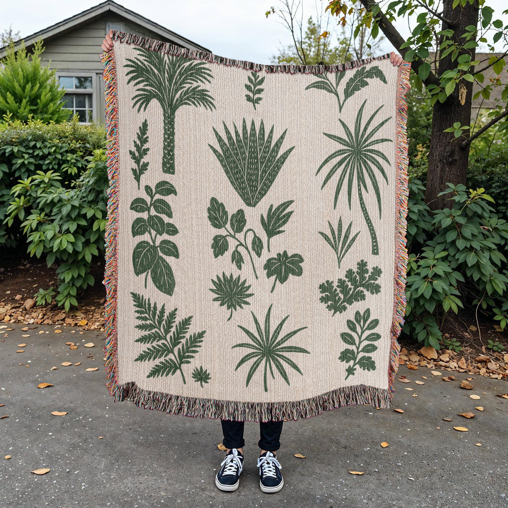 Botanical Garden Woven Blanket – Plush and Pine